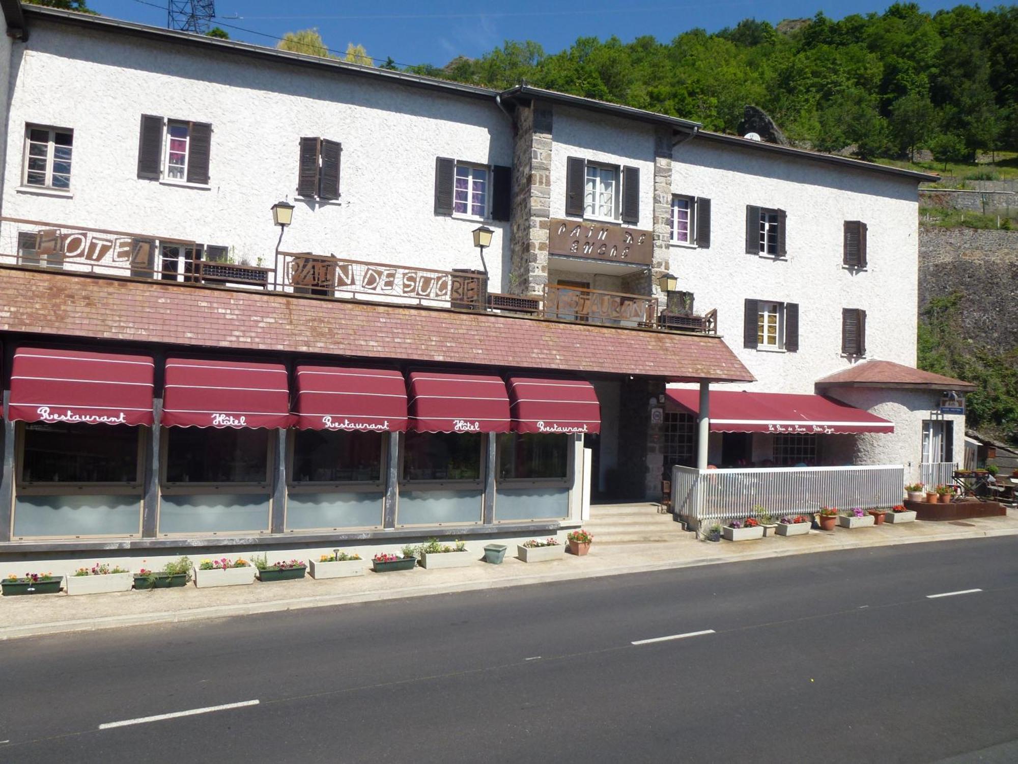 Hotel Restaurant Le Pain De Sucre Monistrol-d'Allier Екстер'єр фото